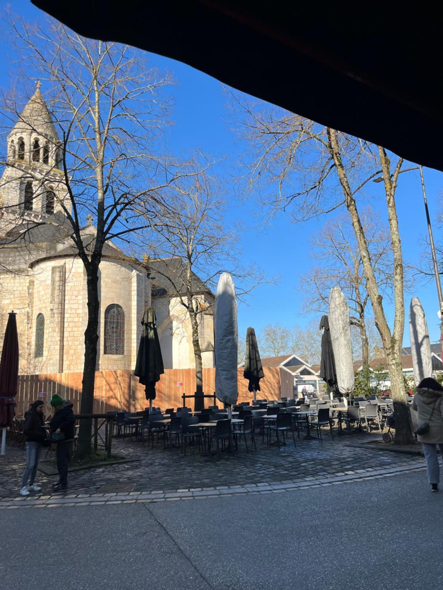 Apartamento Le Cosy Du Marche Notre-Dame Poitiers Exterior foto